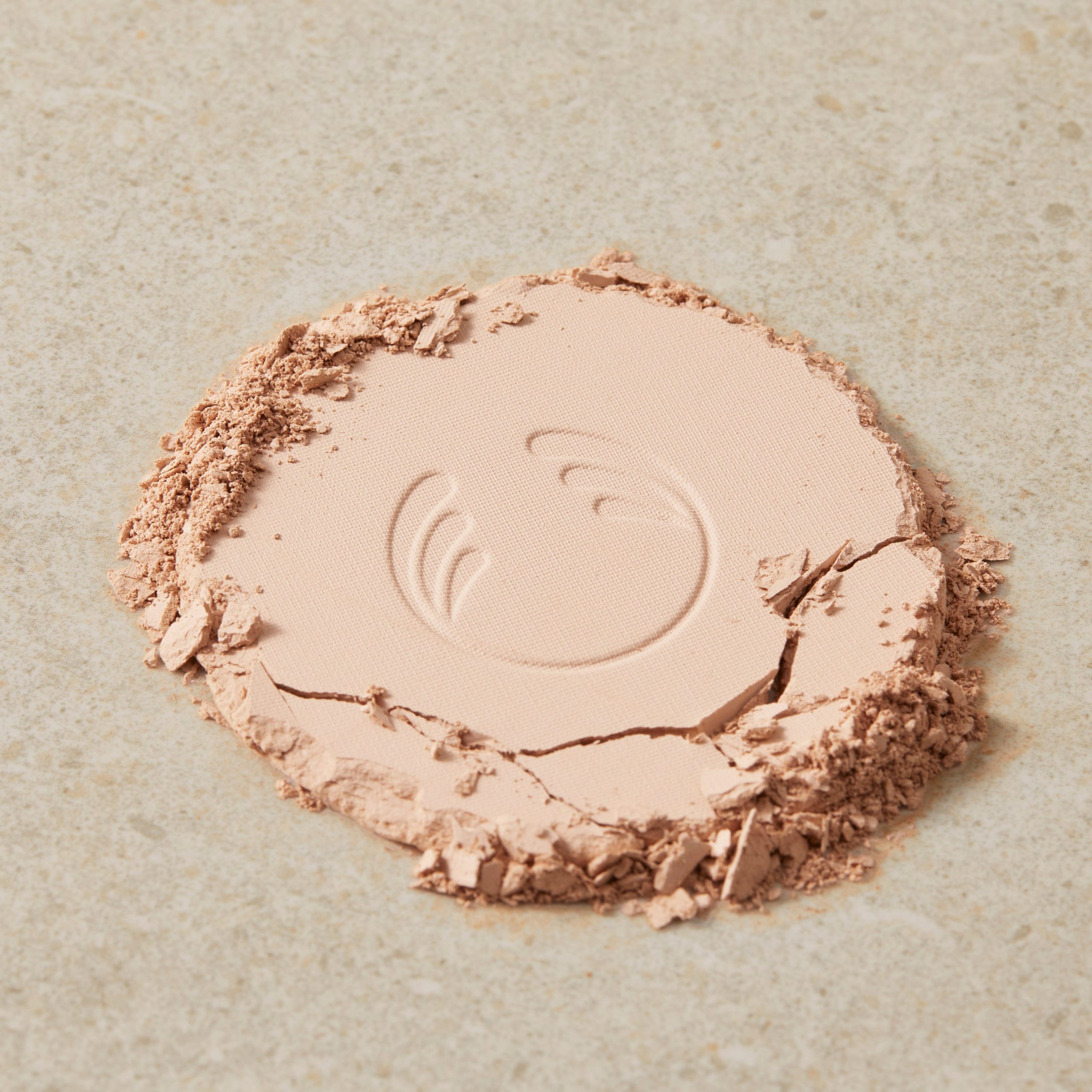 Tea Tree Face Base - Image 5